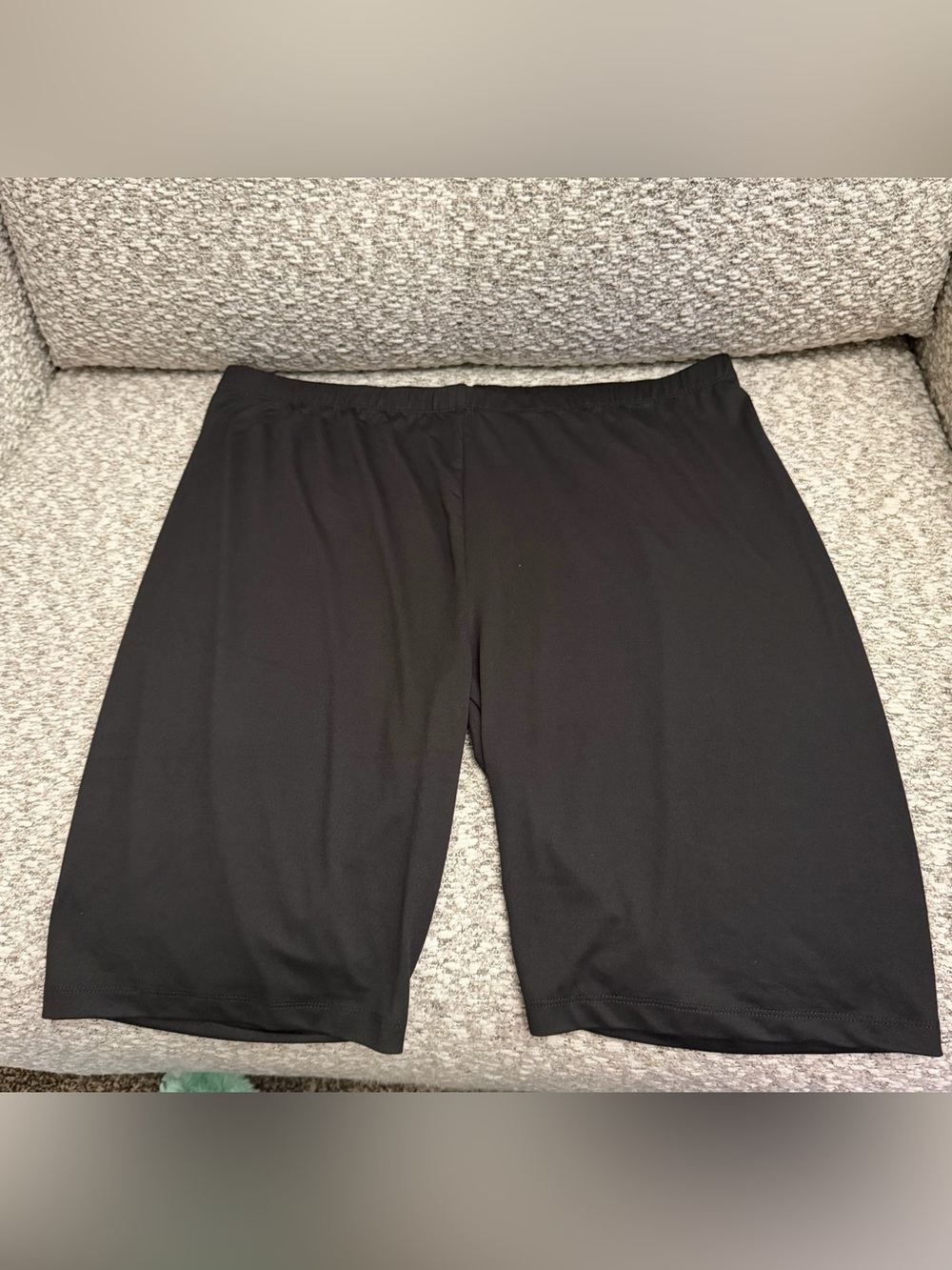 Zenana Outfitters Black Elastic Waist Shorts